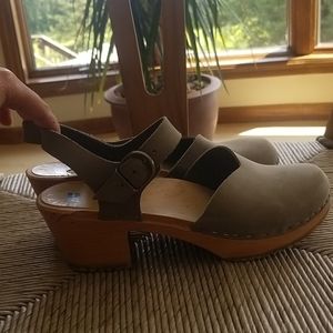 Sven's sz 40, gray leather